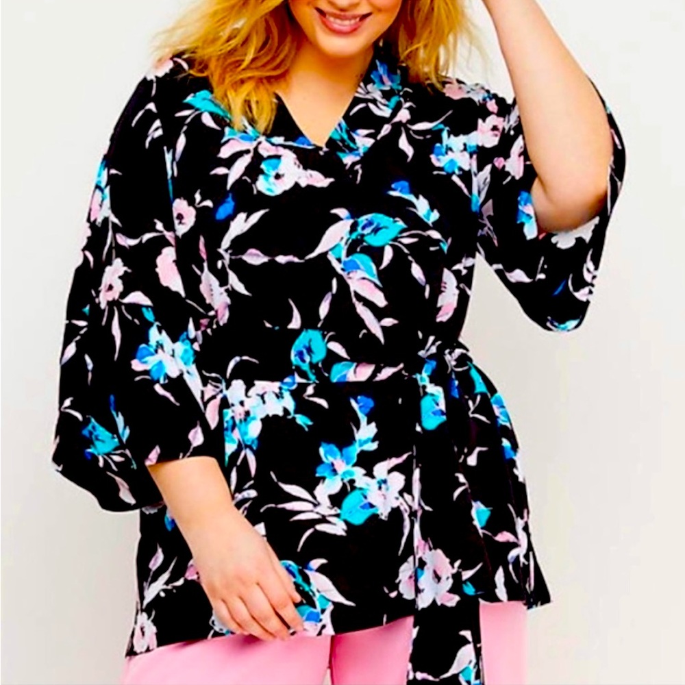 PLUS Lane Bryant Black & Pink Floral Belted Blouse Size 2X (18/20)